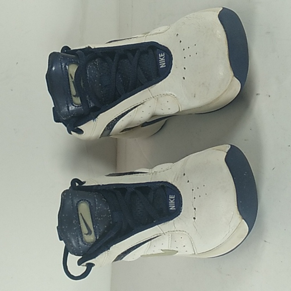 Nike Air Max Blue and White Unisex Size 2.5 Retro Sneakers.